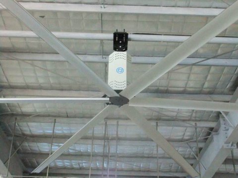 蘇州工業(yè)大風(fēng)扇的特點(diǎn),相比傳統(tǒng)落地扇的優(yōu)勢(shì)有哪些